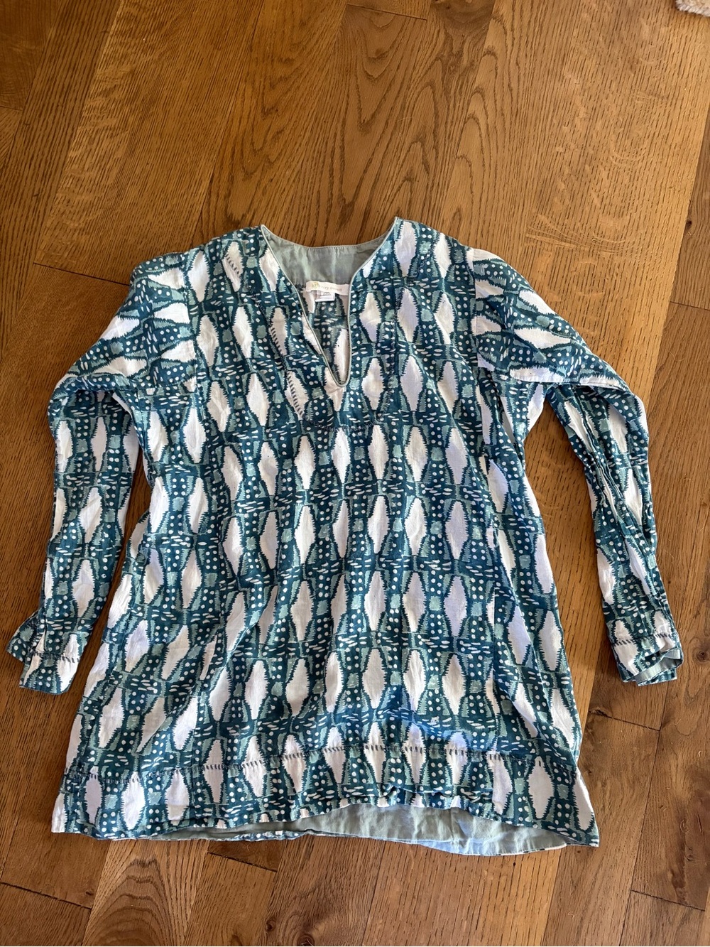 Kerry Cassill blouse top India block print blue green white geo print small
